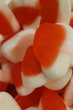 STRAWBERRIES AND CREAM