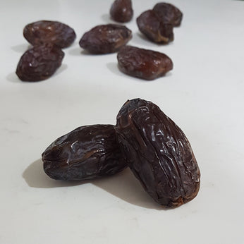PREMIUM DATES