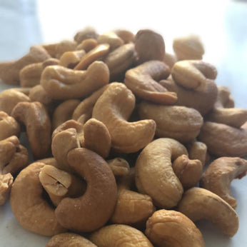 SALTED ROASTED CASHEWS